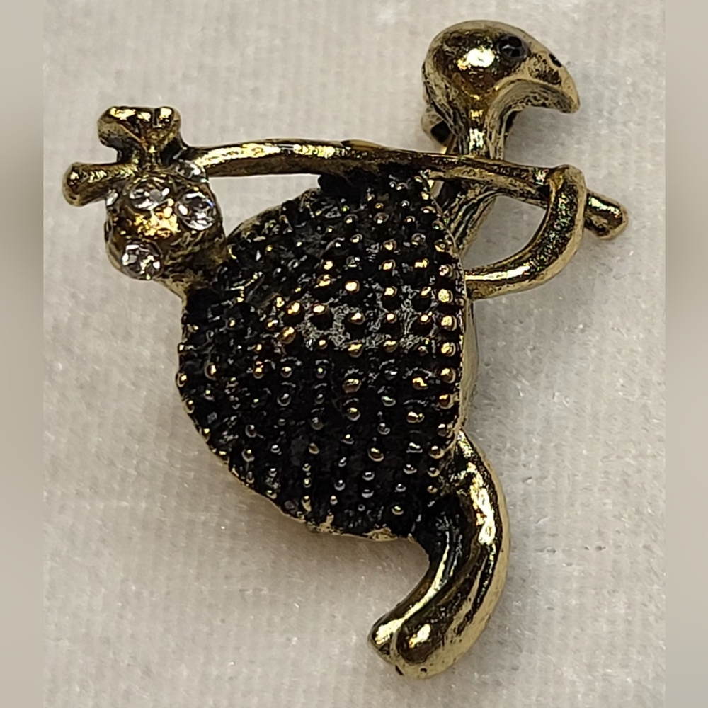 New Vintage-style Hobo Tortoise Turtle Brooch / Pin